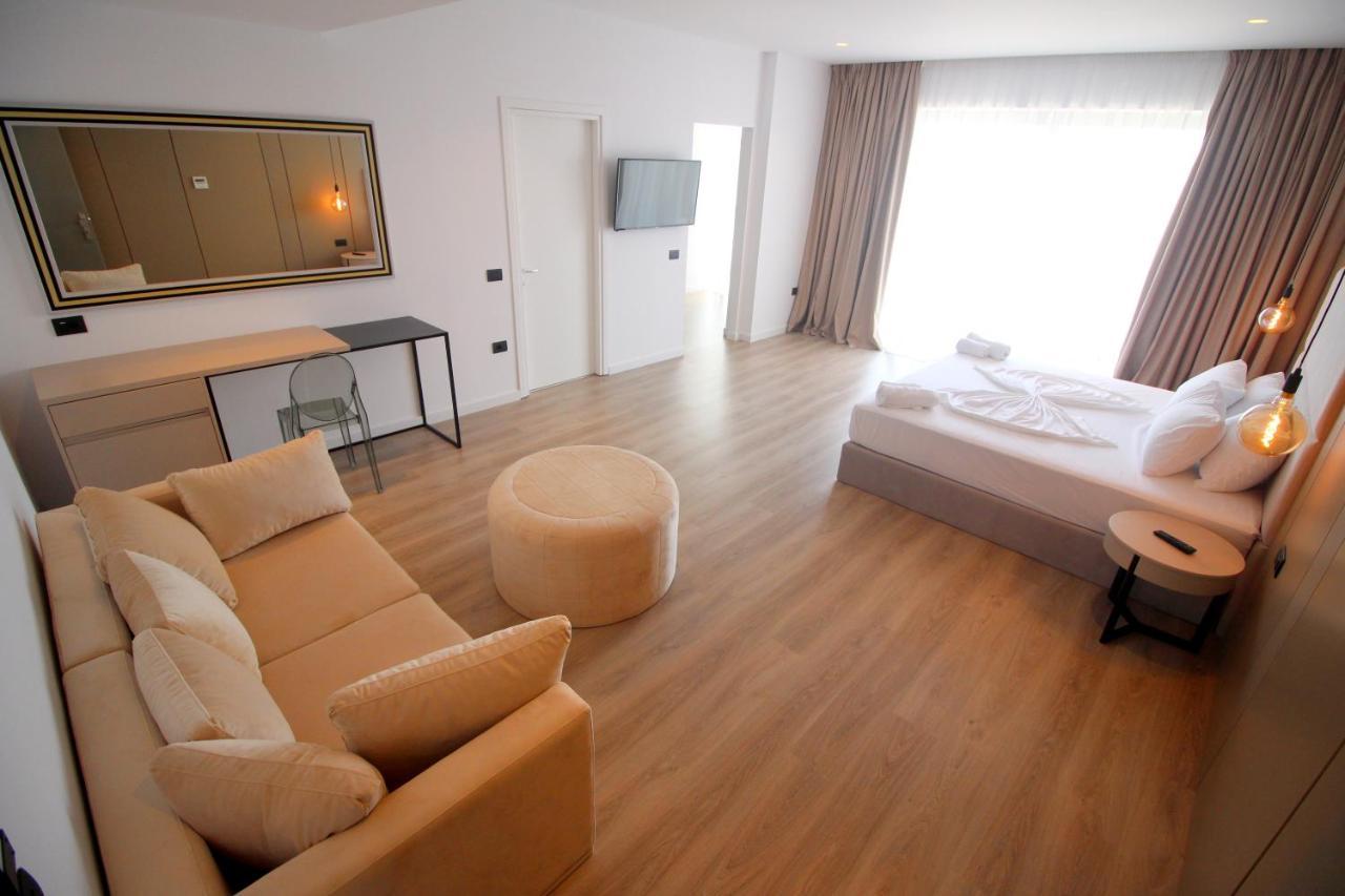 Andon Lapa 4*