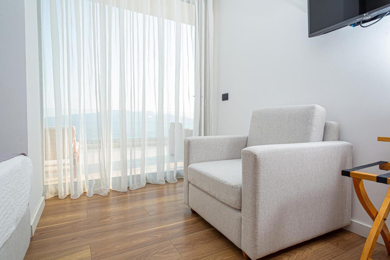 Andon Lapa 4* Sarandë