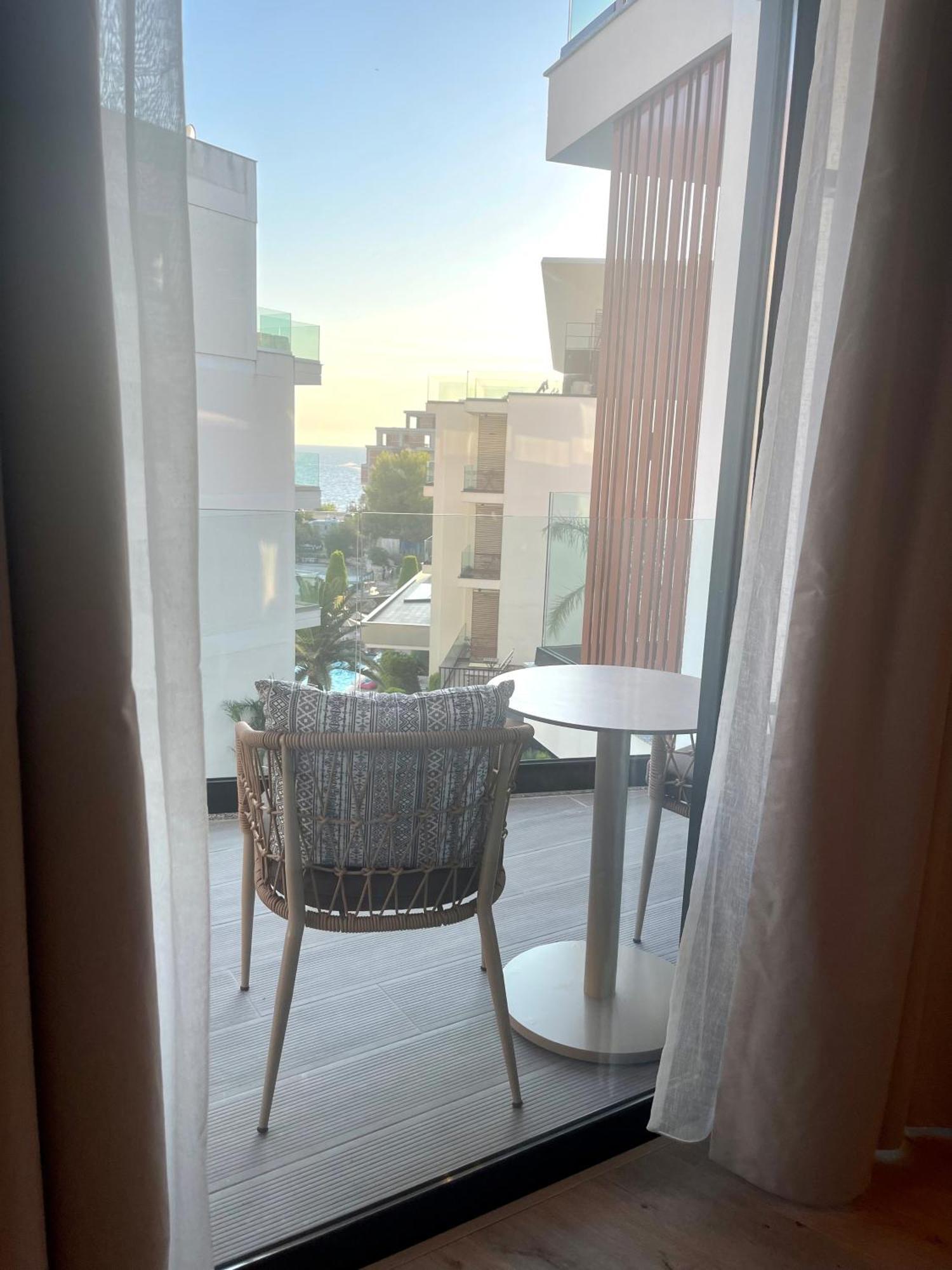Andon Lapa & Hotel 4*