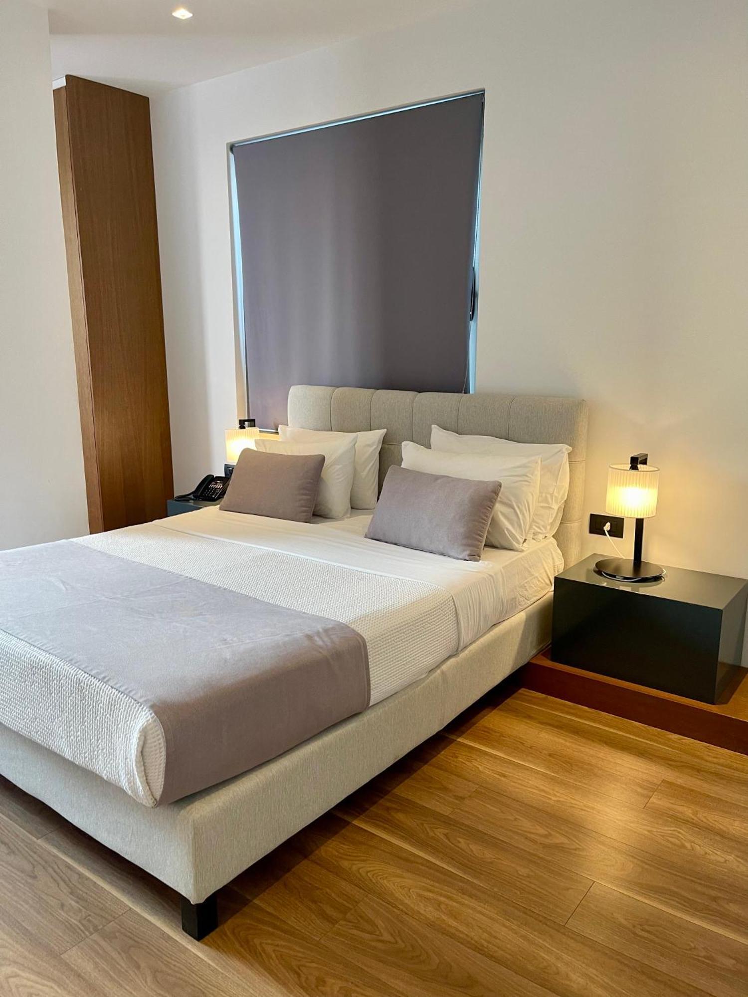 Andon Lapa Sarandë