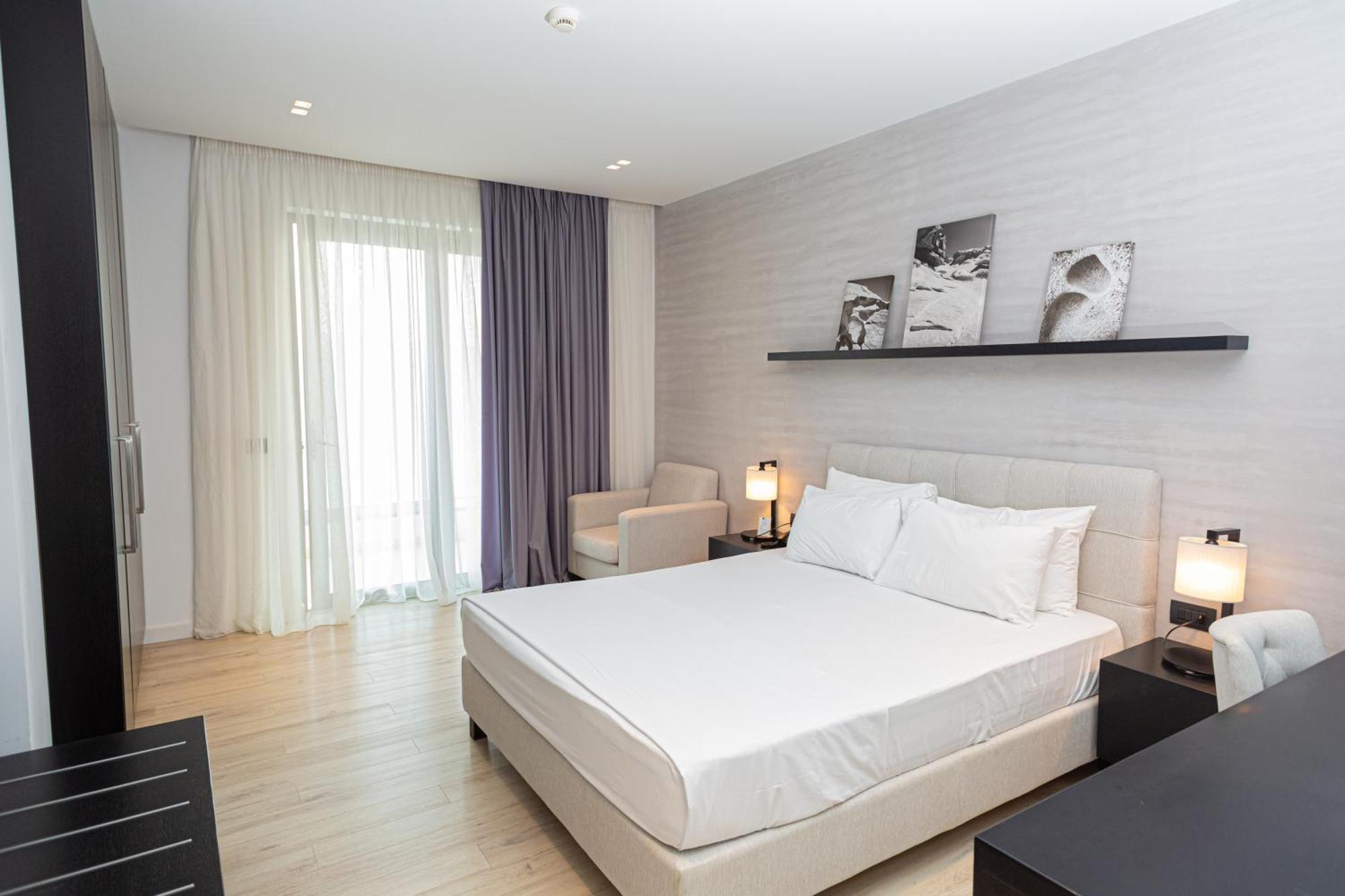 Andon Lapa Hotel Sarandë