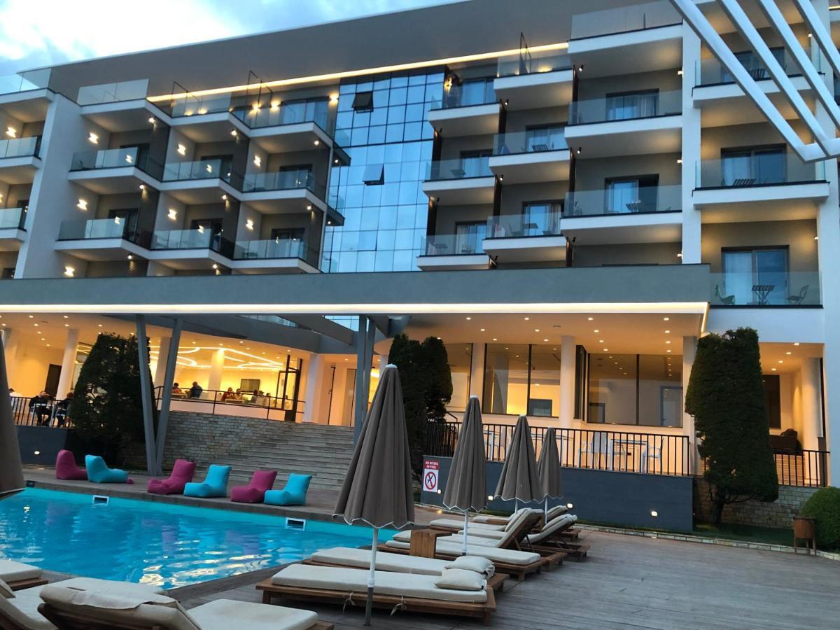 Andon Lapa 4* Sarandë